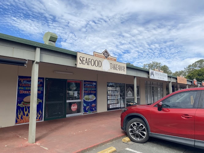 French's Forest Seafood and Takeaway — fish and chip shop in Petrie, Queensland