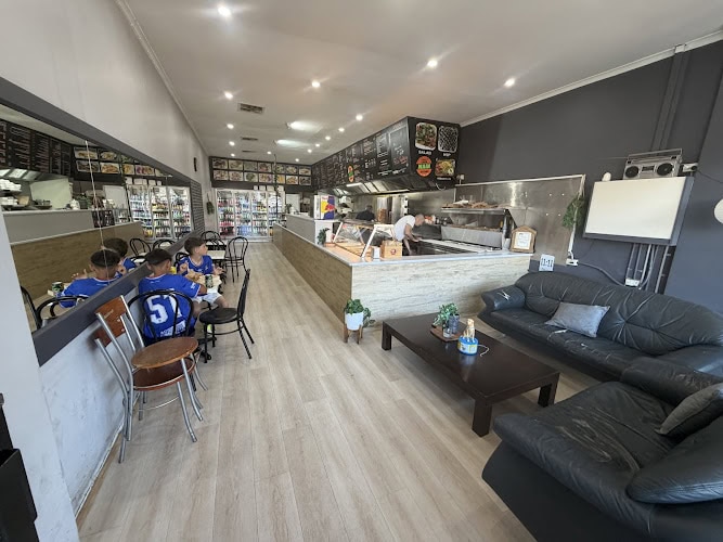 Main Fish, Chips & Kebabs — fish and chip shop in Eltham, Victoria