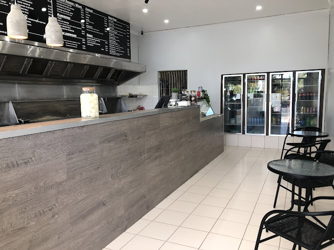 Outlook Drive Fish and Chips — fish and chip shop in Dandenong North, Victoria