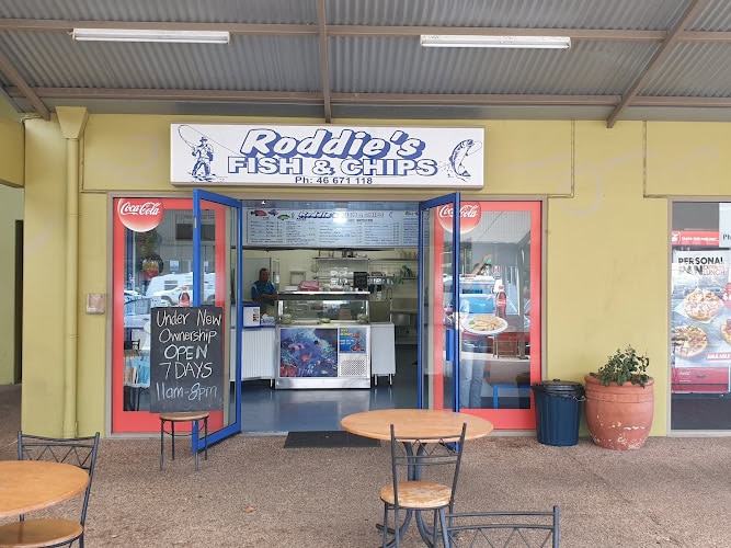 Roddies Fish & Chips — fish and chip shop in Warwick, Queensland