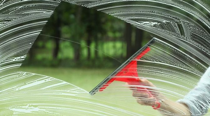 Praxis: Touch-Display schützen und pflegen