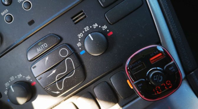 Geniale Gadgets (1): Bluetooth-FM-Transmitter fürs Auto – mehr als eine Freisprecheinrichtung