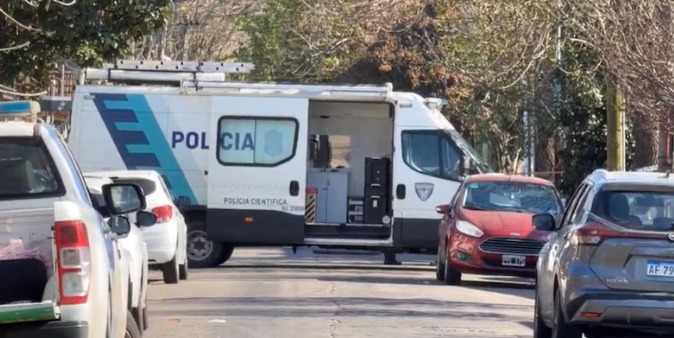 En este momento estás viendo Morón: un excomisario se enfrentó a tiros con ladrones y terminó en terapia intensiva