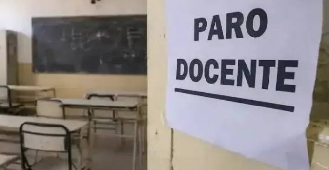 En este momento estás viendo Docentes van al paro en reclamo de medidas para frenar la violencia en escuelas