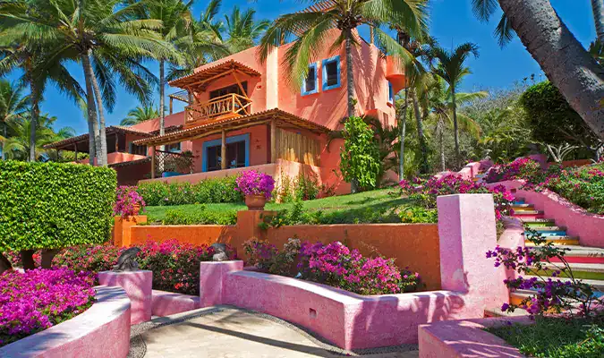Las Alamandas