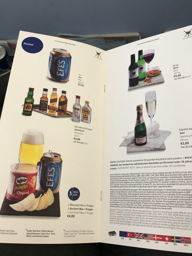 Düsseldorf nach Antalya in der Economy Class Düsseldorf nach Antalya