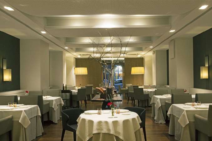 spanish interior design Spanish Interior Design Alert: Meet The Elegant Projects Of Adela Cabré Interiorismo Spanish Interior Design Alert Meet The Elegant Projects Of Adela Cabr   Interiorismo 2