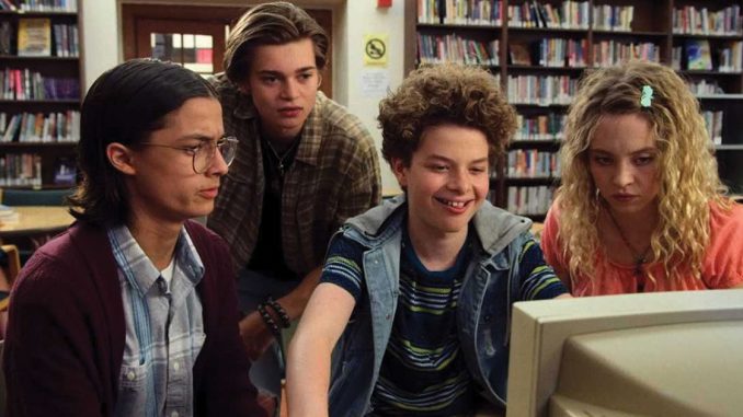 everything sucks serie tv computer