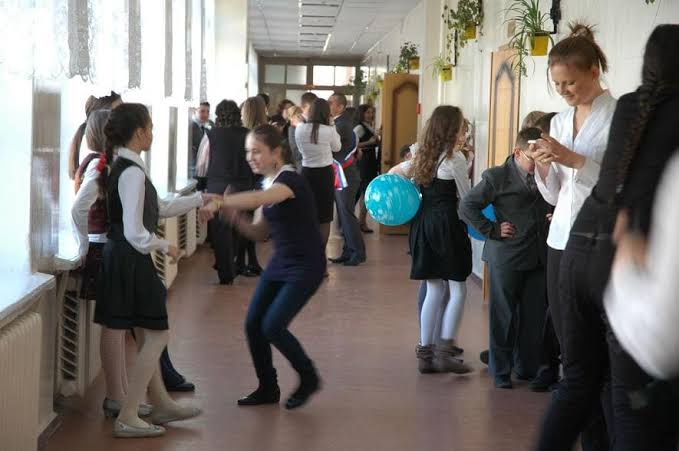 Загадки про школьную перемену: весёлые стихи с ответами