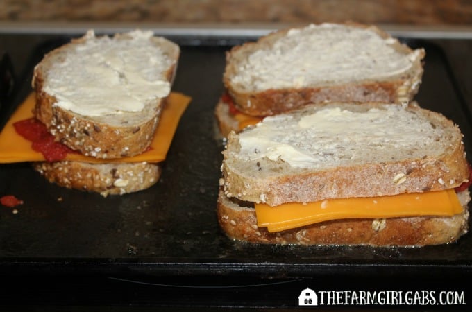 Roasted Tomato Grilled Cheese - Step 2