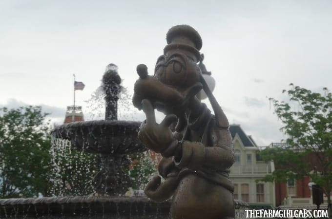 Raining in Disney? No worries! Check out these 10 Things To Do On A Rainy Disney Day