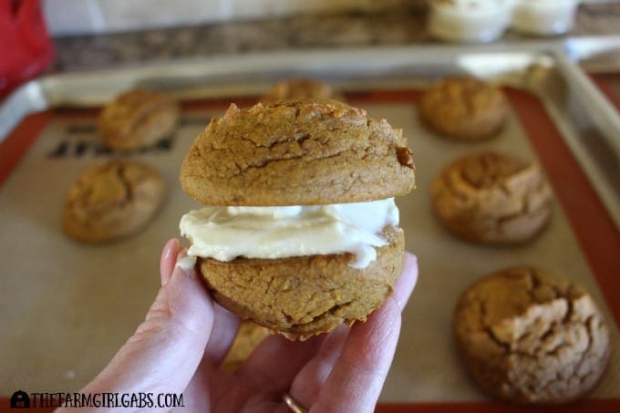 Pumpkin Whoopie Pies - step 3