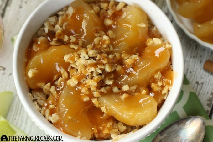 Apple Caramel Walnut Oatmeal