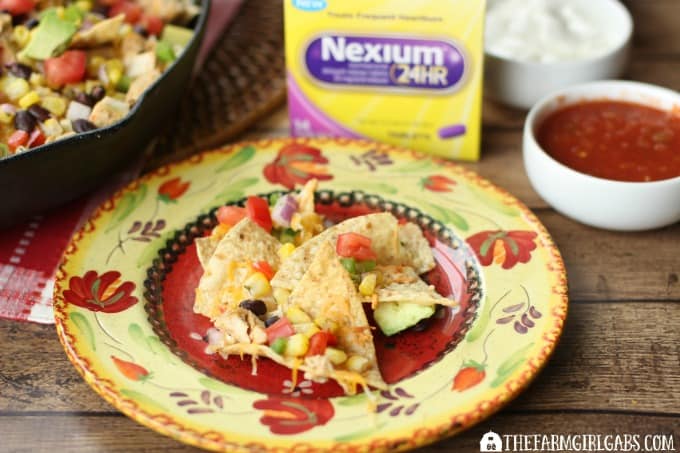 Spicy Southwestern Chicken Skillet Nachos