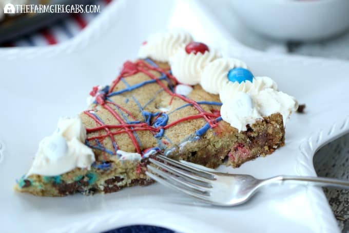 Firecracker Cookie Cake