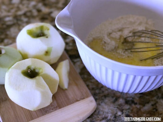 Fall is a perfect time to whip up a batch of these delicious Cinnamon Glazed Apple Fritters.