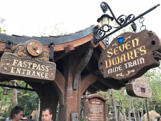 Planning a Walt Disney World Vacation? Then you need some Fastpass reservations. Here is everything You Need To Know About Fastpass+ at Walt Disney World. #WaltDisneyWorld #Fastpass