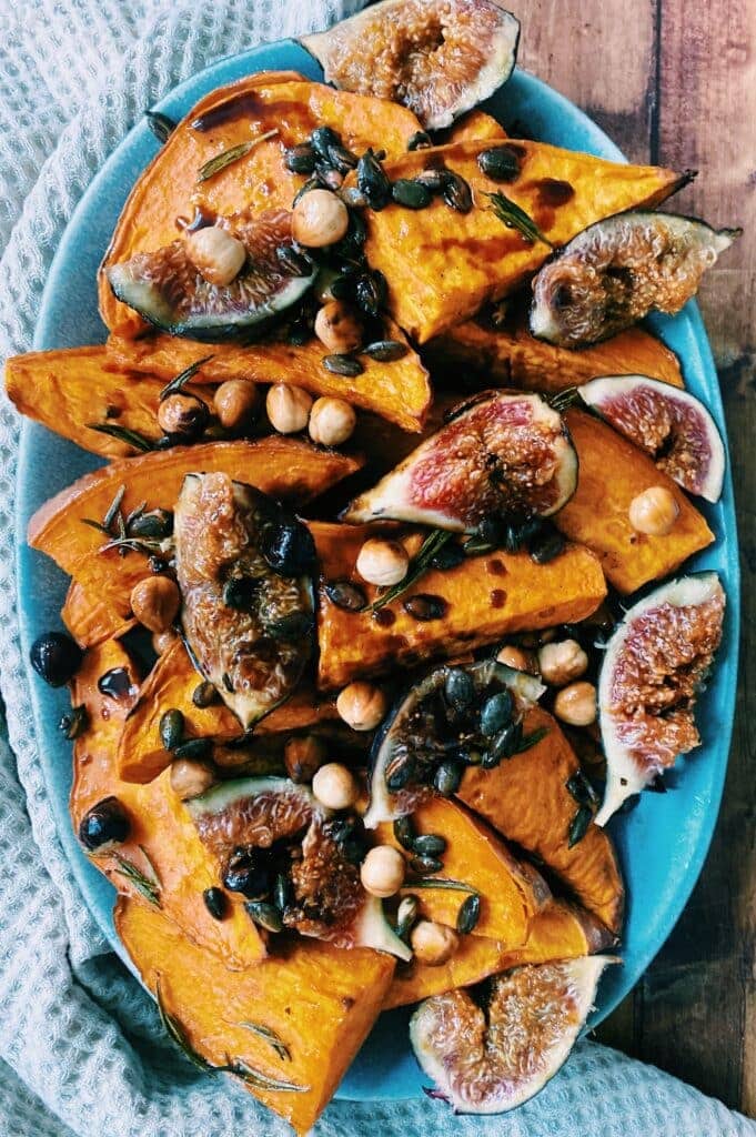 Vegan Fall Salad With Sweet Potatoes, Hazelnuts & Figs 1 vegan fall salad