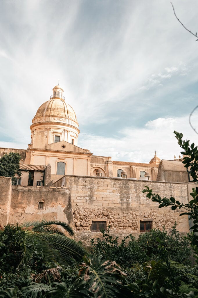destination wedding sicily noto