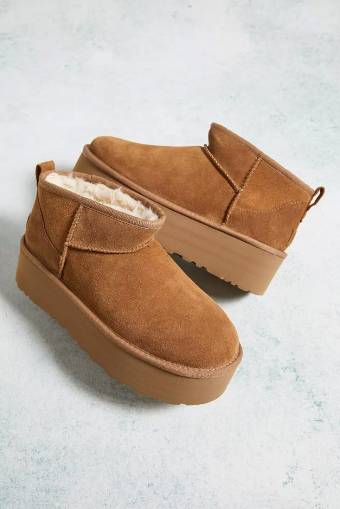 UGG Mini Classic – jak nosić i jaki rozmiar wybrać?