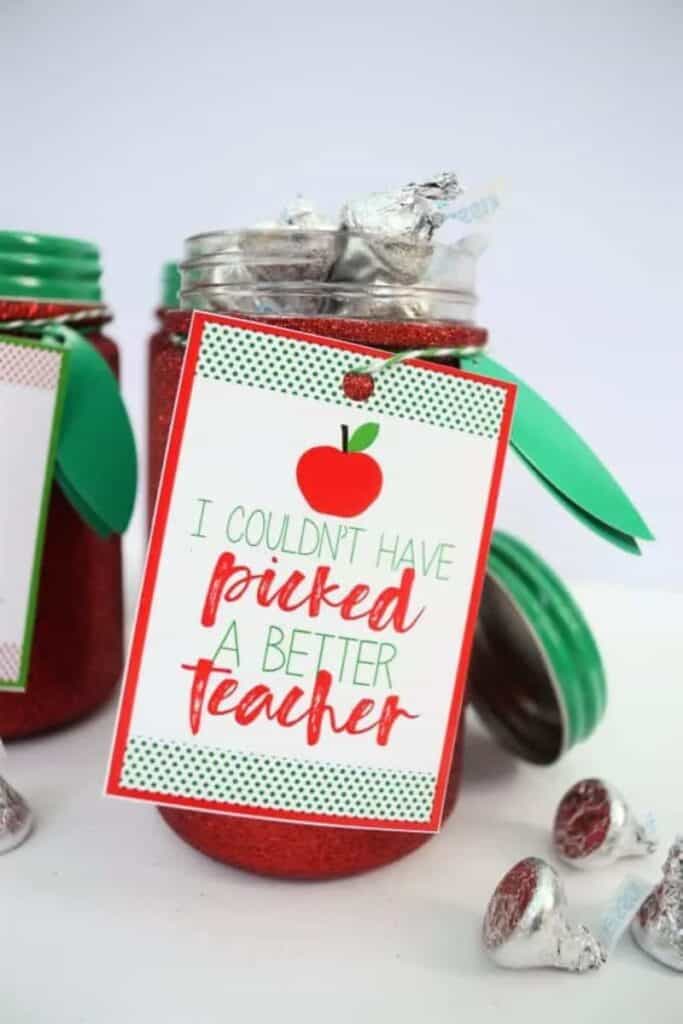 apple-themed gift for teachers