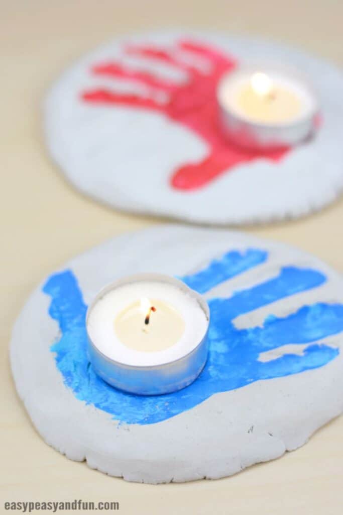 handprint candle holder for tealight candles