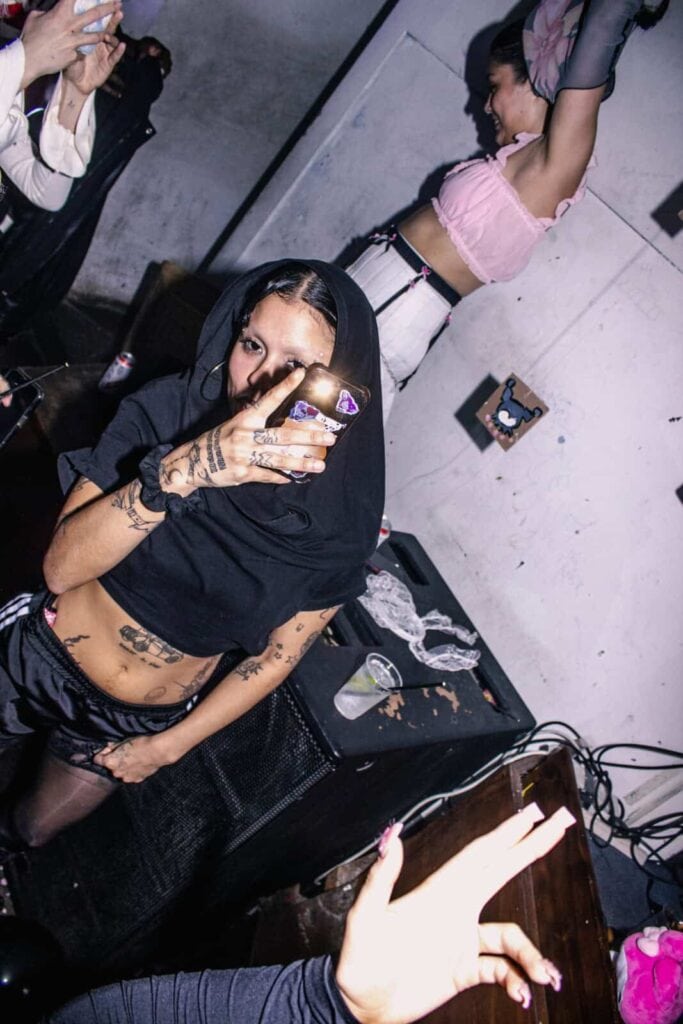 No-phone parties in London, in The Cold Magazine — photo 2