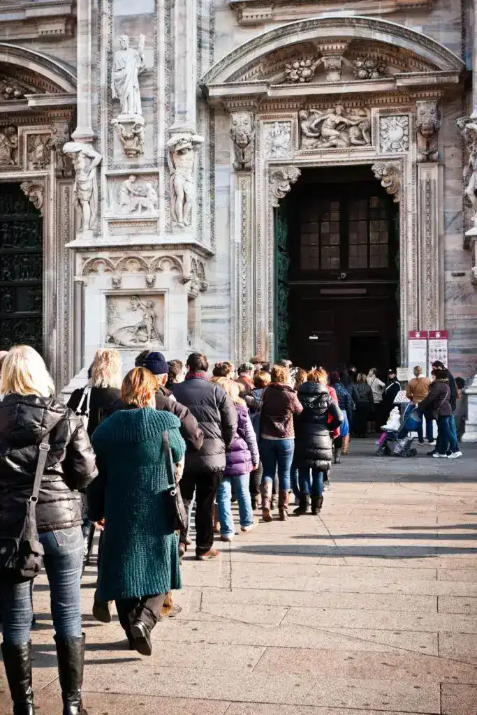 Tips for Your First Time in Rome about long lines