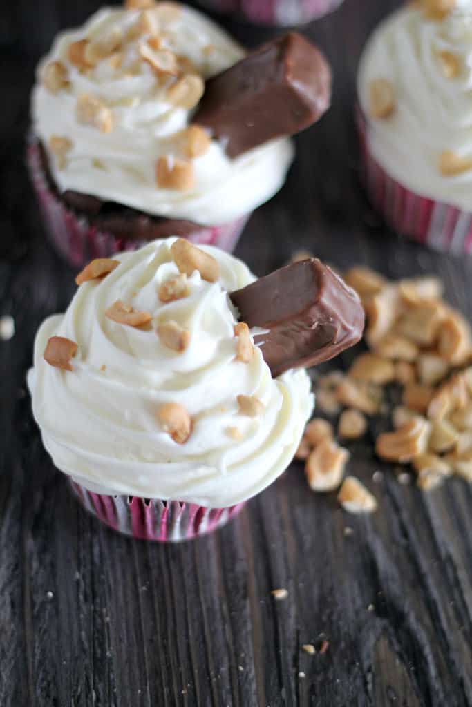 Make this Snickers Cupcake recipe for a Halloween party or for someone that really loves Snickers Bars. Who doesn't love a good cupcake! Make this Snickers Cupcake recipe for a Halloween party or for someone that really loves Snickers Bars. Who doesn't love a good cupcake!