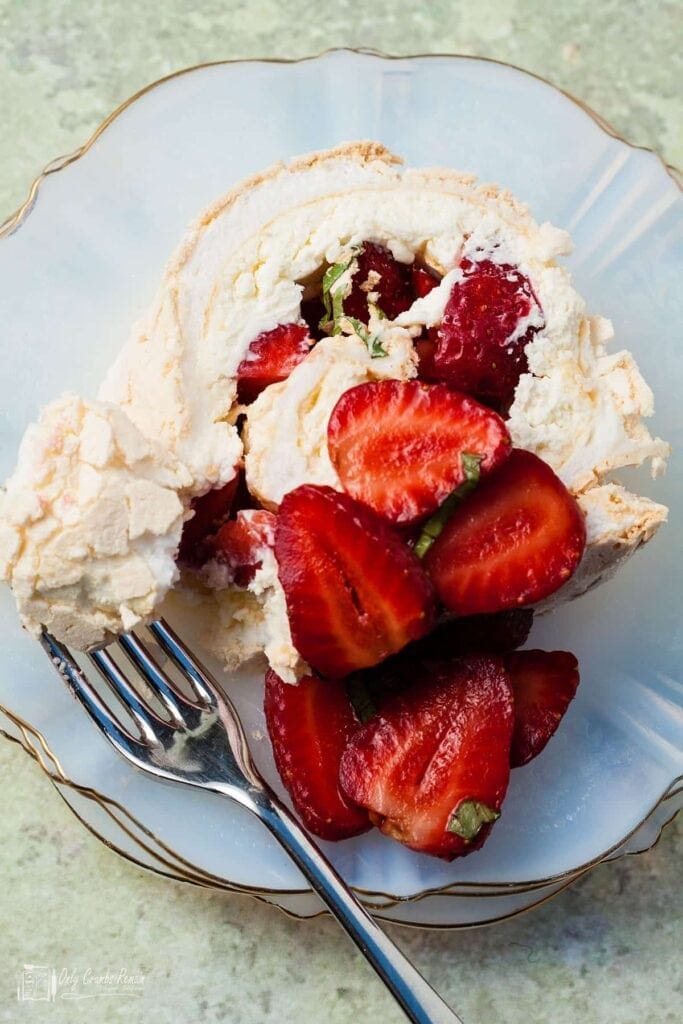 Summer Fruit Desserts - strawberry roulade with glossy strawberries