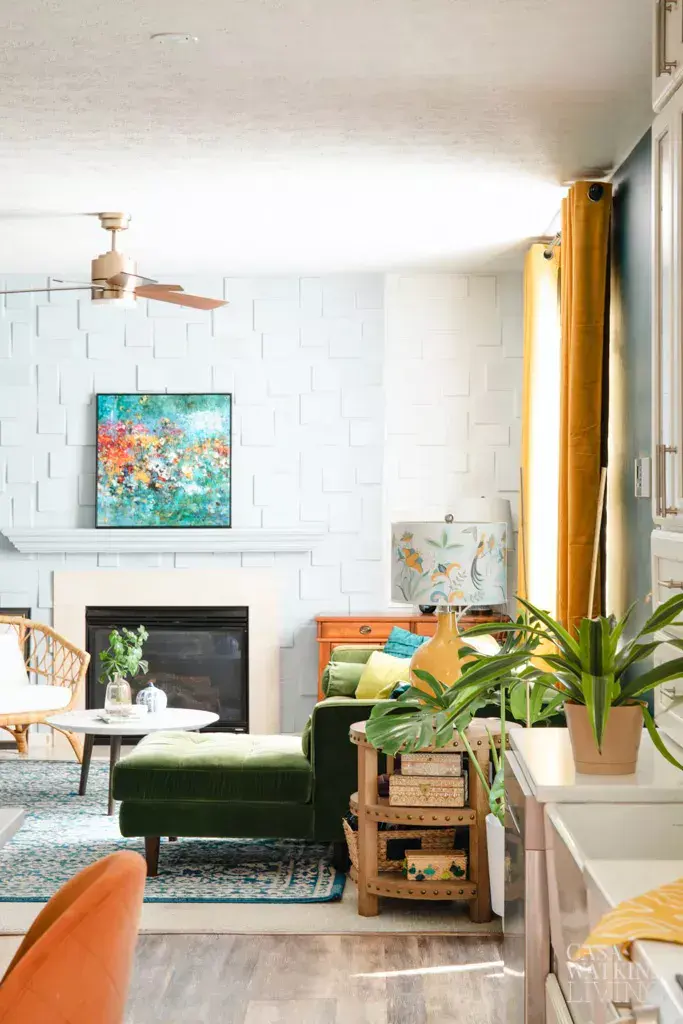 2 2 living room accent wall ideas 21 Living Room Accent Wall Ideas To Enhance Your Space 2