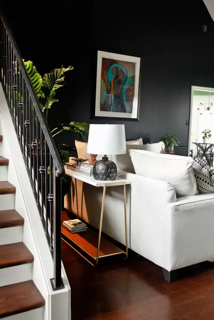 9-683x1024 9-683x1024 living room accent wall ideas 21 Living Room Accent Wall Ideas To Enhance Your Space 9 683x1024