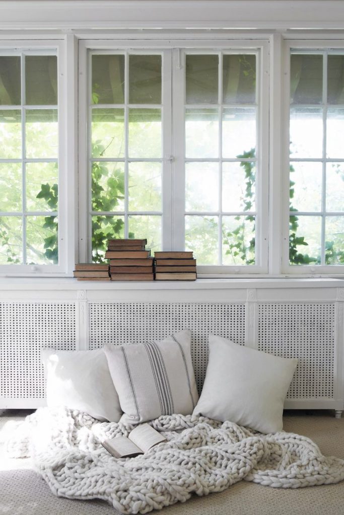fall decorating ideas 60 Fall Decorating Ideas To Help You Live Your Coziest Life fall decorating ideas reid rolls leanne kardell 042 1560790196 683x1024