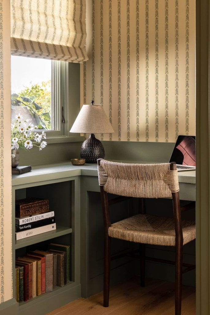 small-house-paint-colors-heidi-caillier-design-luxury-residential-interior-design-kentfield-home-office-wallpaper-green-painted-cabinets-1-1637272003-685x1024 small-house-paint-colors-heidi-caillier-design-luxury-residential-interior-design-kentfield-home-office-wallpaper-green-painted-cabinets-1-1637272003-685x1024 home paint colors These Home Paint Colors Will Make Any Small Space Feel Way Bigger small house paint colors heidi caillier design luxury residential interior design kentfield home office wallpaper green painted cabinets 1 1637272003 685x1024