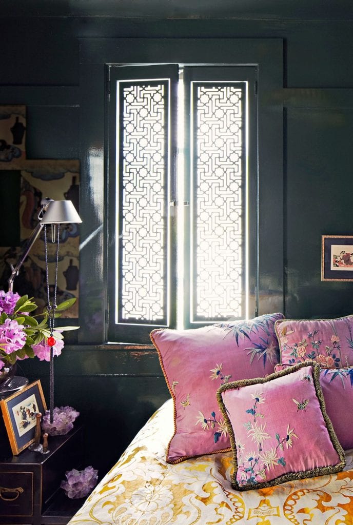 bedroom-decorating-ideas-hbx0312096a-1623358057-688x1024 bedroom-decorating-ideas-hbx0312096a-1623358057-688x1024 home paint colors These Home Paint Colors Will Make Any Small Space Feel Way Bigger bedroom decorating ideas hbx0312096a 1623358057 688x1024