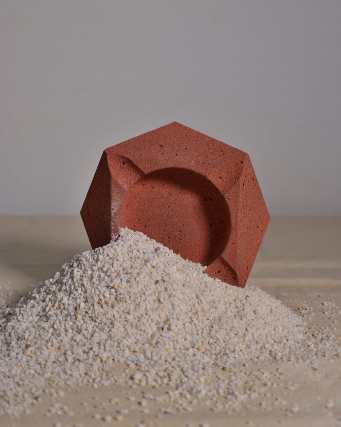 Cenicero de hormigón