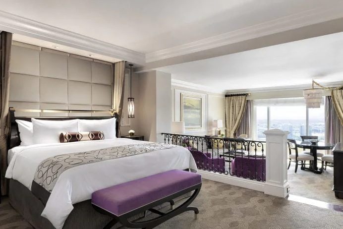 Venetian hotel store bed pillows