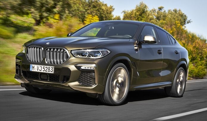 Новый BMW X6 дебютировал со светящимися «ноздрями»