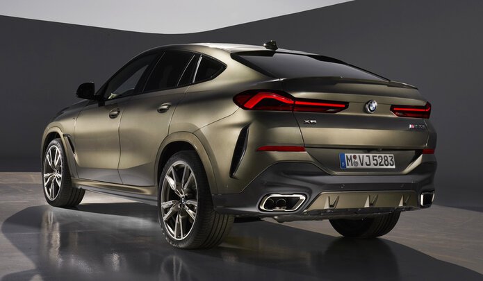 Новый BMW X6 дебютировал со светящимися «ноздрями»