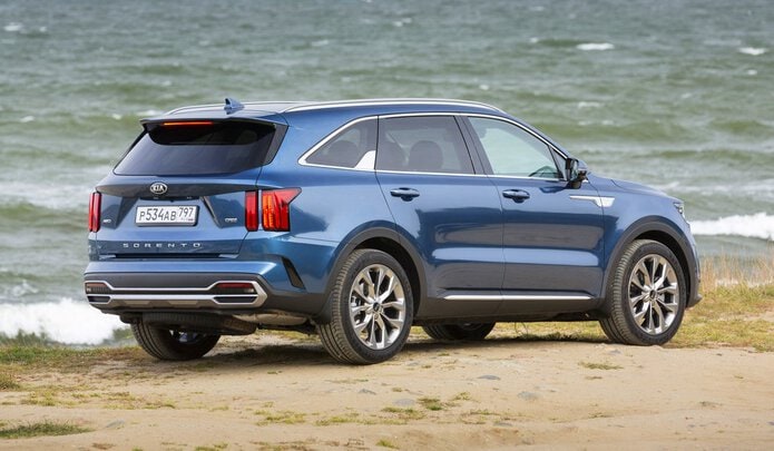 Новый Kia Sorento в России: объявлены цены