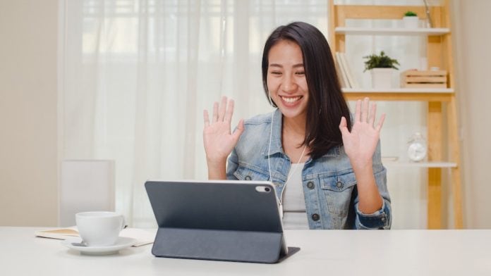How to Share your Screen on Google Meet Video Meetings How-to-Share-your-Screen-on-Google-Meet-Video-Meetings
