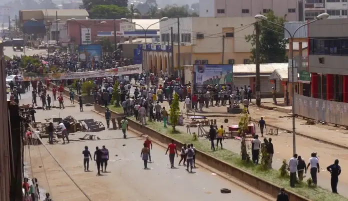 Ambazoniens