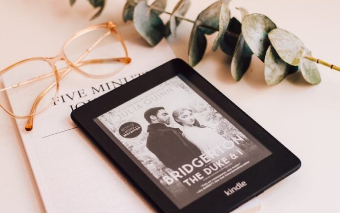 How-to-Display-Book-Cover-Art-on-Amazon-Kindle-Lock-Screen How-to-Display-Book-Cover-Art-on-Amazon-Kindle-Lock-Screen