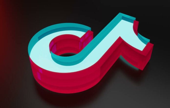 How-to-Fix-TikTok-Creator-Fund-Application-Could-Not-Be-Reviewed-Error-Message How-to-Fix-TikTok-Creator-Fund-Application-Could-Not-Be-Reviewed-Error-Message