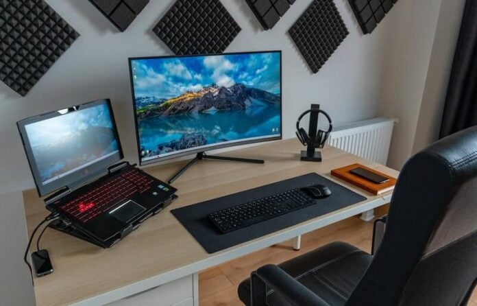 How-to-Use-Chromecast-as-a-Second-Monitor-to-Extend-Laptop-or-Desktop-Screen How-to-Use-Chromecast-as-a-Second-Monitor-to-Extend-Laptop-or-Desktop-Screen