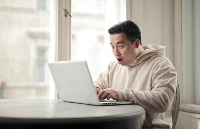 Fix-Microsoft-365-Error-Code-80180014-or-801c03ed-Accessing-with-School-Account