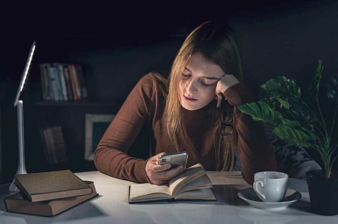 How-to-Fix-Error-Message-Signup-Is-Currently-Unavailable-on-ChatGPT How-to-Fix-Error-Message-Signup-Is-Currently-Unavailable-on-ChatGPT