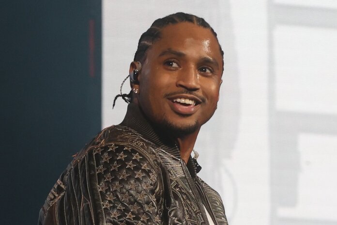 Trey Fan Twerks Into Philly Concert! Trey Songz fan goes viral after trying to crash Philly concert with unexpected twerk session! WATCH: