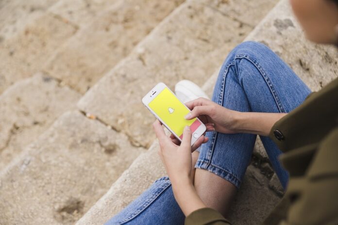 How-to-Use-Snapchat-Friend-Check-up-Feature-to-Clean-Out-your-Friends-List How-to-Use-Snapchat-Friend-Check-up-Feature-to-Clean-Out-your-Friends-List