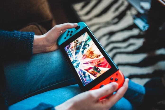 How-to-Appear-Offline-or-Hide-your-Online-Status-on-Nintendo-Switch How-to-Appear-Offline-or-Hide-your-Online-Status-on-Nintendo-Switch